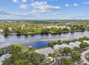 4134 Dolphin Dr in Tampa, FL - Building Photo - Building Photo