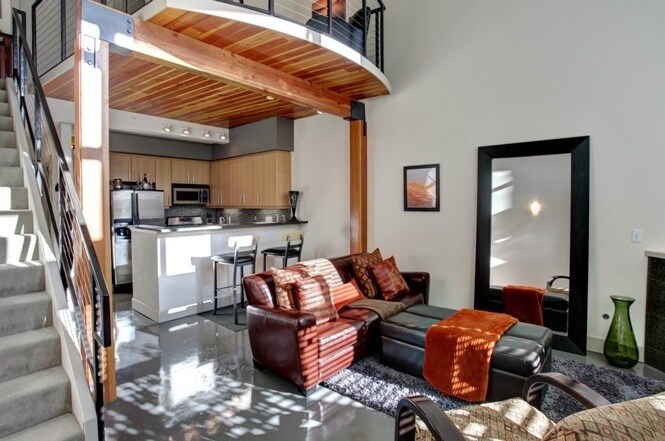 1760 N Northlake Way in Seattle, WA - Building Photo