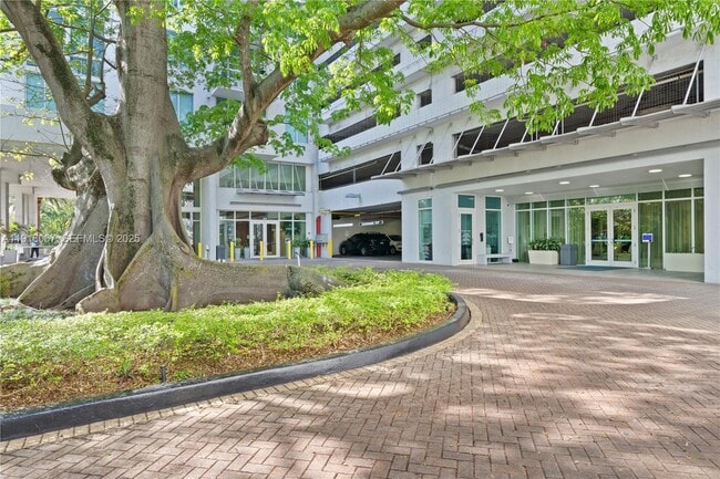 1871 NW S River Dr in Miami, FL - Foto de edificio - Building Photo