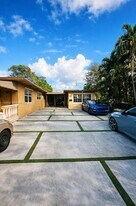 14405 NE 5th Ave in North Miami, FL - Building Photo