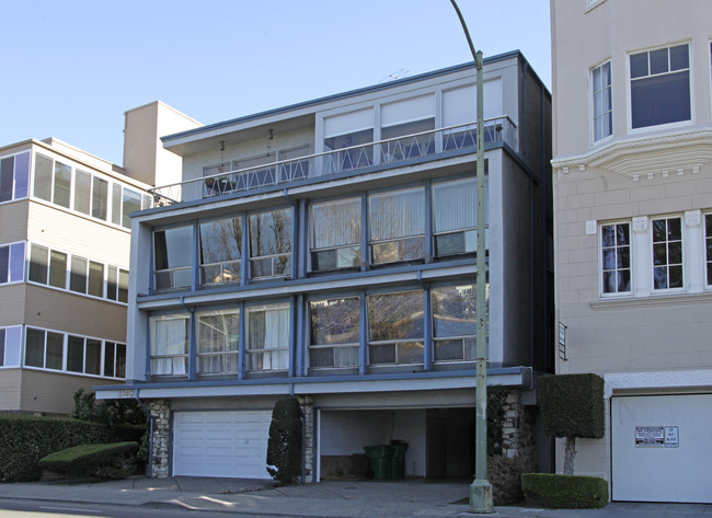 2140 Lakeshore Ave in Oakland, CA - Building Photo - Building Photo