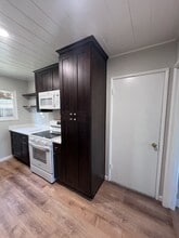 206 Anderson Ave in Winters, CA - Building Photo - Building Photo