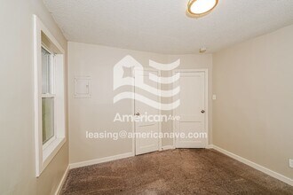 6712 3rd Ave S in Birmingham, AL - Foto de edificio - Building Photo