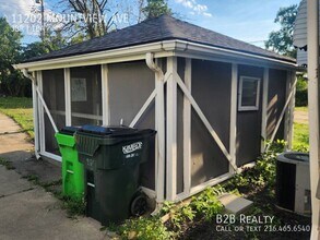 11202 Mountview Ave in Garfield Heights, OH - Building Photo - Building Photo