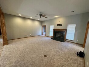 1819 Duckhawk Ct in Edmond, OK - Building Photo - Building Photo