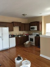 2337 W Taylor St, Unit 2 in Chicago, IL - Building Photo - Building Photo