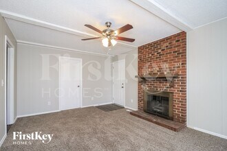 1923 Greenstone Pl in High Point, NC - Building Photo - Building Photo