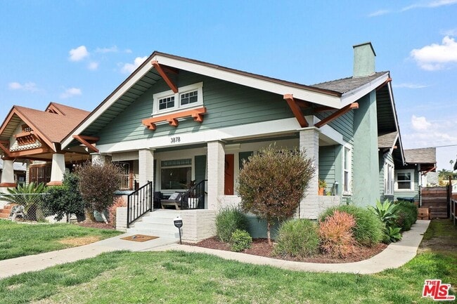 3878 S Harvard Blvd in Los Angeles, CA - Building Photo - Building Photo