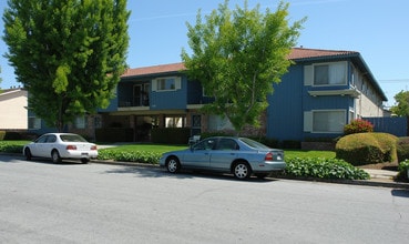 1580 Ontario Dr in Sunnyvale, CA - Building Photo - Building Photo