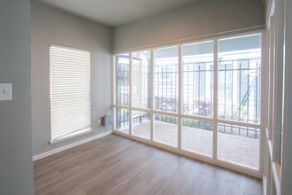 The Arden Terrace in Houston, TX - Building Photo - Interior Photo