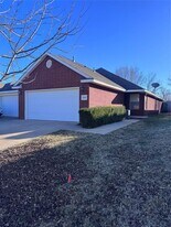 2515 W Oklahoma Ave in Guthrie, OK - Building Photo