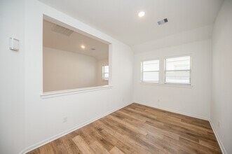 42514 Summer Crst Rd in Magnolia, TX - Building Photo - Building Photo