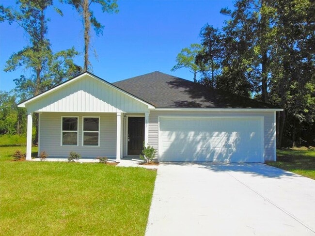 property at 112 Saddle Brooke Trce