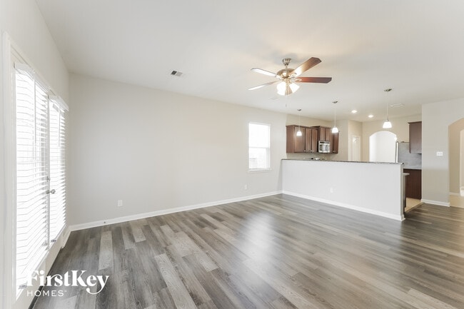 25069 Authors Dr in Magnolia, TX - Building Photo - Building Photo