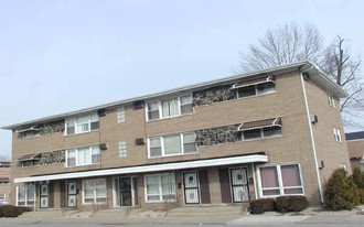 620-628 Sibley Blvd in Calumet City, IL - Building Photo