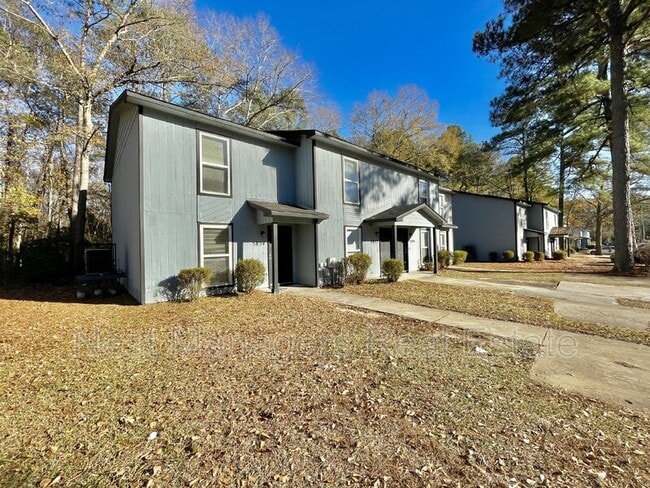 5854 Aftonshire Dr in Fayetteville, NC - Building Photo - Building Photo