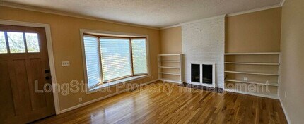 6910 SW 11th Dr in Portland, OR - Building Photo - Building Photo