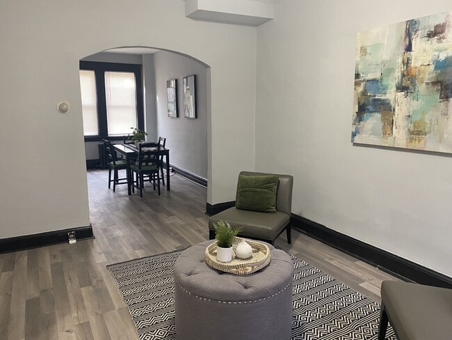 906 N Rosedale St in Baltimore, MD - Building Photo - Building Photo