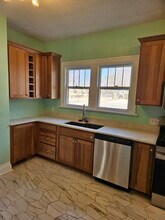 2234 S Main St in Burlington, IA - Building Photo - Building Photo