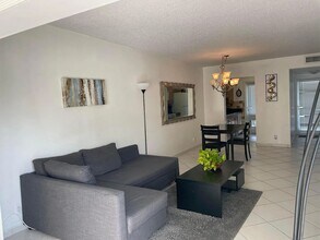 1461 S Ocean Blvd in Pompano Beach, FL - Building Photo - Building Photo