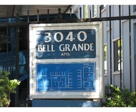 Bell Grande Apartments in Sacramento, CA - Building Photo - Other