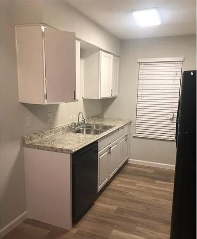 property at 5810 Wellington Dr