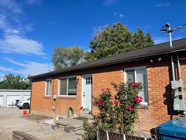 246 S 100 E, Unit 2 PG