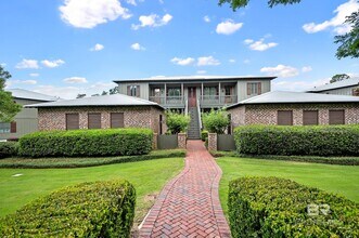 32511 Water View Dr E in Loxley, AL - Building Photo - Building Photo