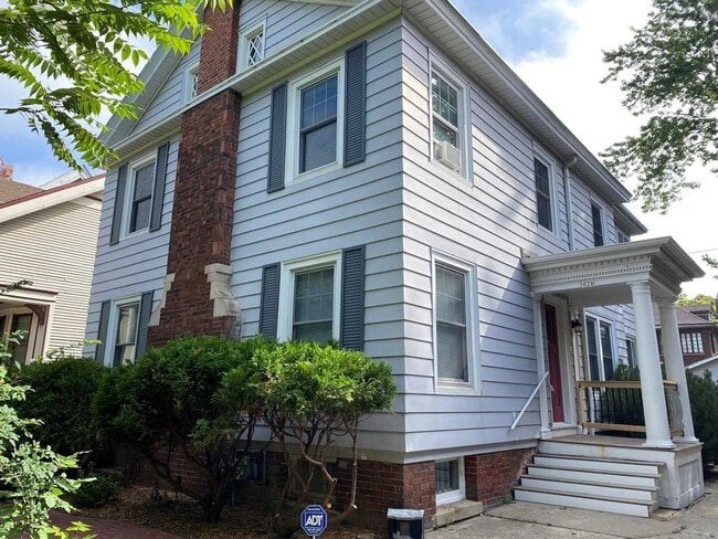 3028 N Murray Ave in Milwaukee, WI - Building Photo - Building Photo
