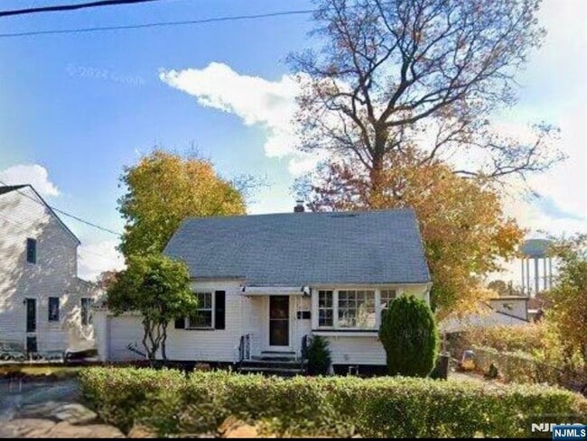 property at 33-14 Norwood Dr