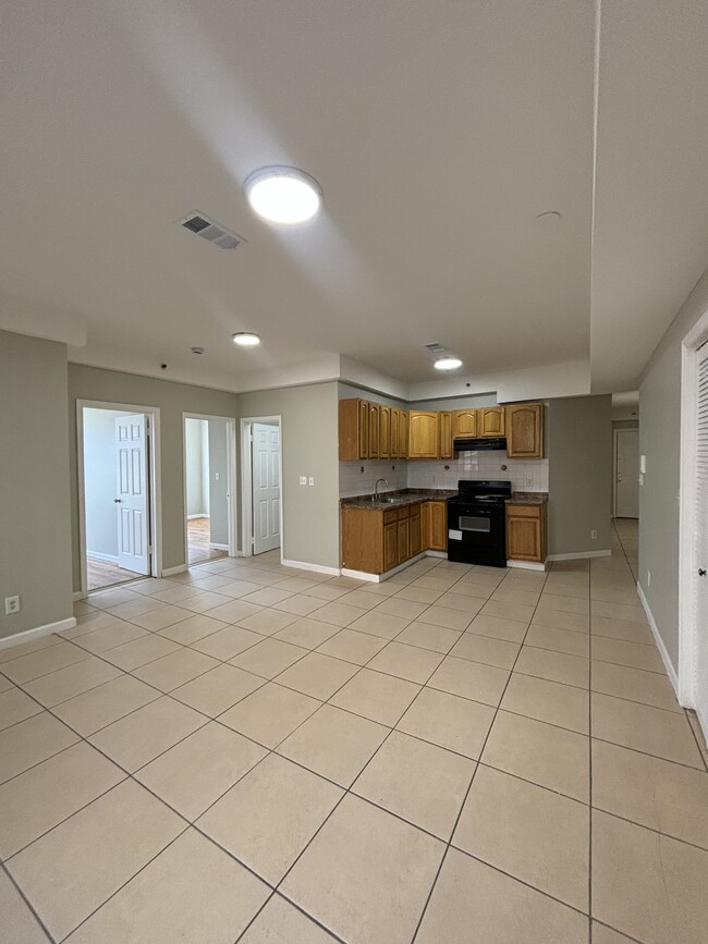 64 9th Ave in Newark, NJ - Building Photo - Building Photo