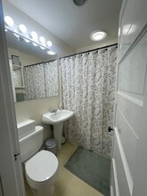 674 Boylston St in Newton, MA - Building Photo - Building Photo