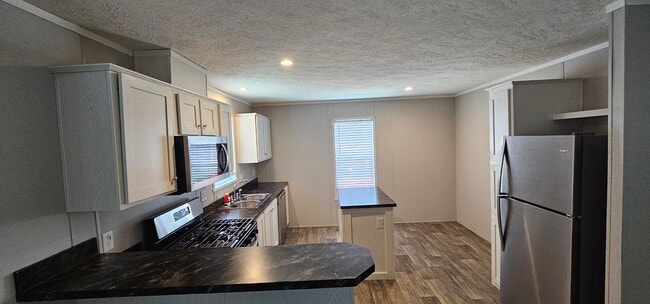 property at 209 Magnolia Pl