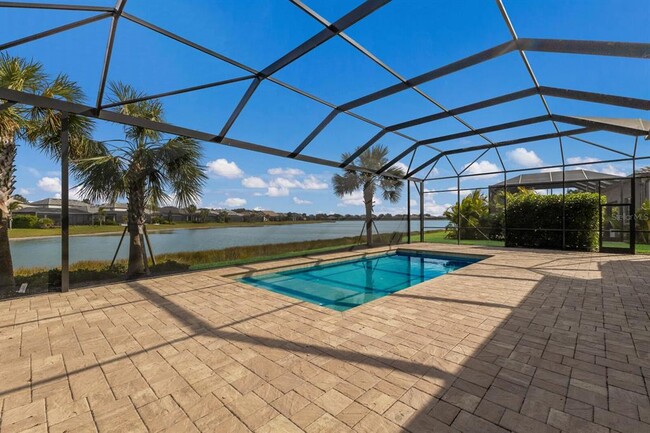 712 Sigsbee Loop in Sarasota, FL - Building Photo - Building Photo
