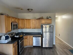 2955 W Wilcox St in Chicago, IL - Building Photo - Building Photo