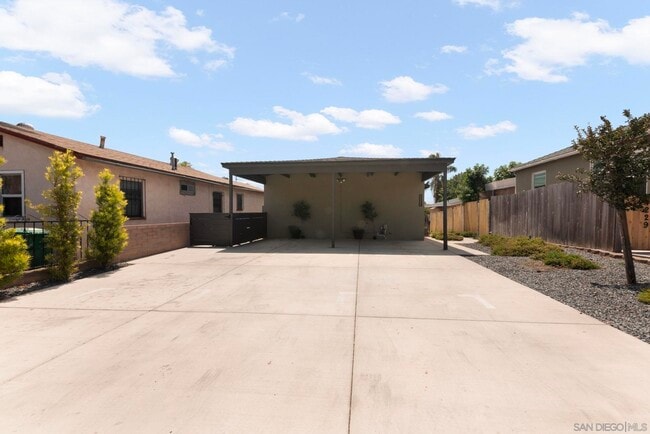 4233 Pepper Dr in San Diego, CA - Building Photo - Building Photo
