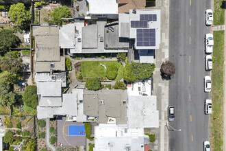 421-435 Buena Vista Ave E in San Francisco, CA - Foto de edificio - Building Photo