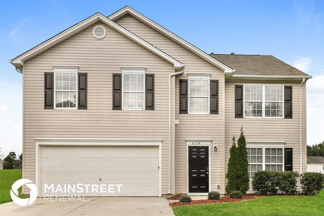 2114 Gramercy Park Dr in Greensboro, NC - Building Photo