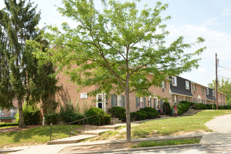 Forest Ridge Apartments in Cincinnati, OH - Building Photo - Building Photo