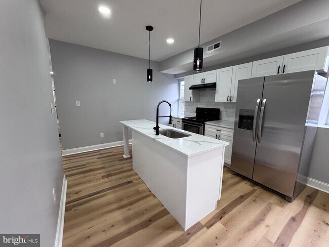 5362 Arlington St-Unit -A in Philadelphia, PA - Building Photo - Building Photo