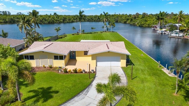 property at 5019 E Riverside Dr