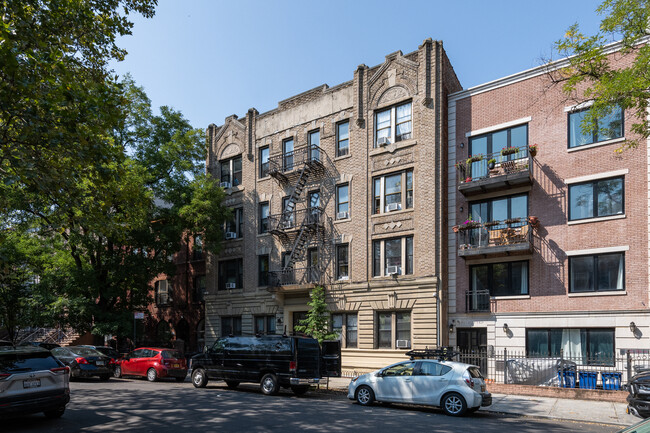 267 Clifton Pl in Brooklyn, NY - Building Photo - Building Photo