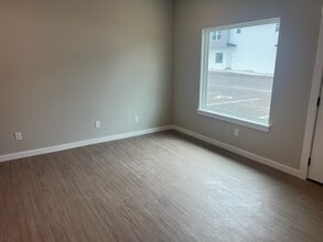 407 S Public Ave in Clever, MO - Building Photo - Building Photo