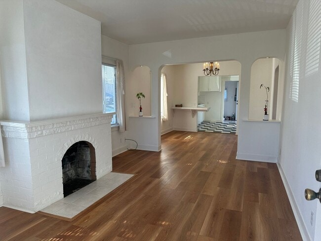 298 Accacia St in Daly City, CA - Building Photo - Building Photo