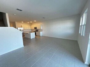 2427 Bevel Ln in Davenport, FL - Building Photo - Building Photo