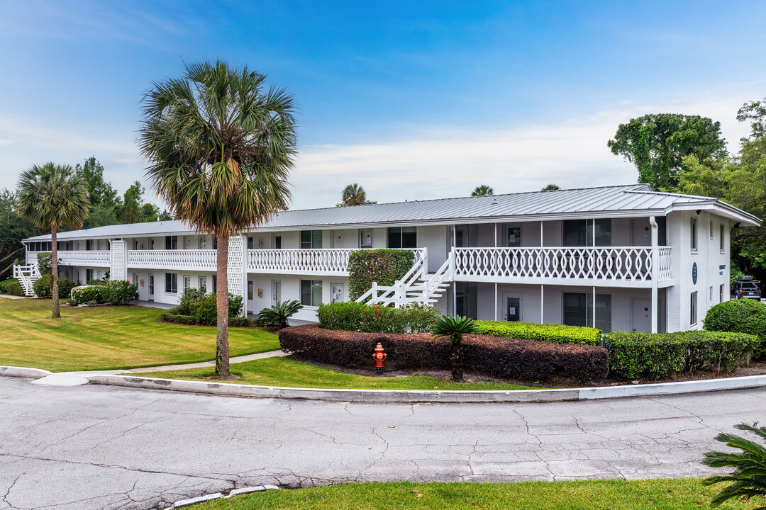 Lake Maitland Terrace Condos in Maitland, FL - Building Photo