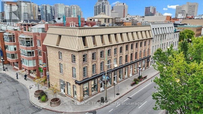 property at 10 Clarence St.