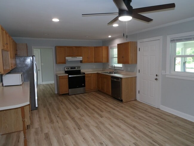 property at 416 N Kerr Ave