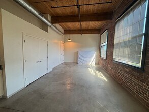 88 Gerrish Ave, Unit 318 in Chelsea, MA - Building Photo - Building Photo