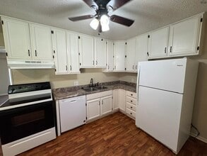 5008 Rock Point St in Wichita Falls, TX - Building Photo - Building Photo